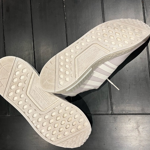 ADIDAS NMD WHITE WOMENS SIZE 8 - Picture 2 of 2